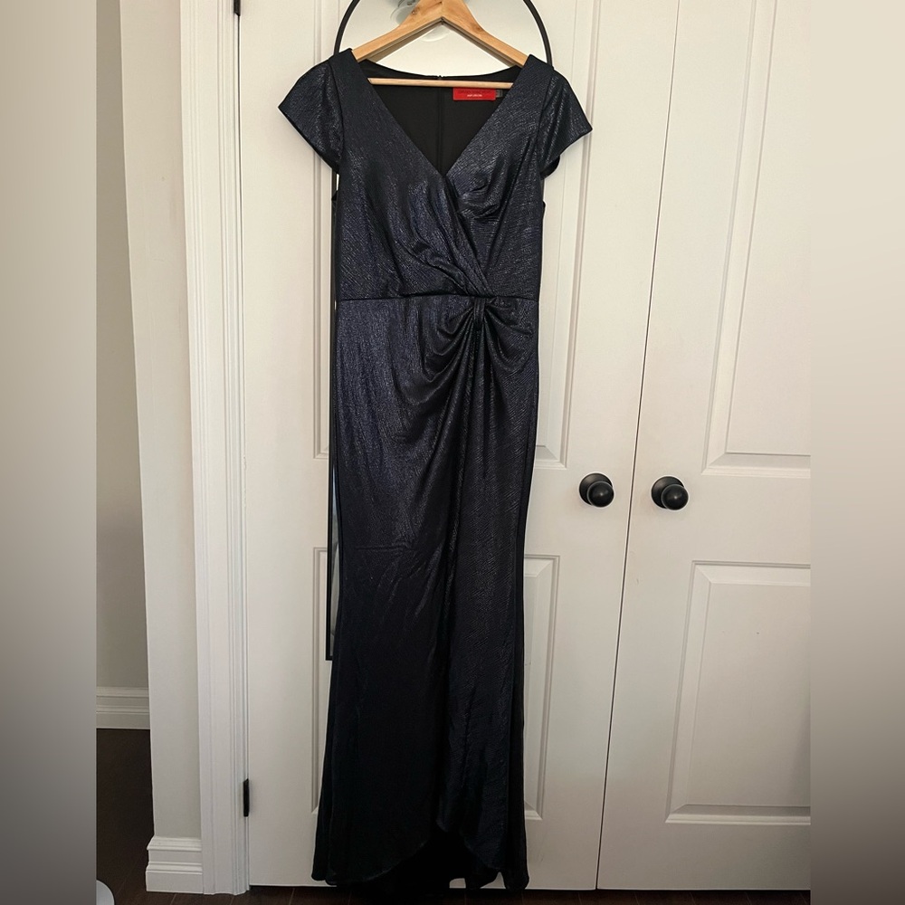Carmen Marc Valvo Infusion gown